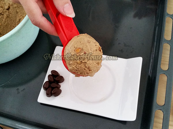 ขั้นตอนการทำไอศครีมโฮมเมดกาแฟอัลมอนต์ 18