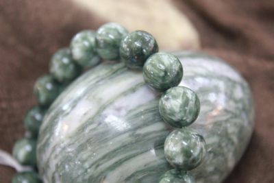 เซราฟีไนต์ ( Seraphinite )