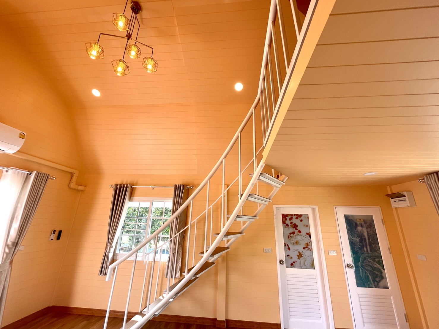 บ้านกังหันลม ขนาดกว่า 50 ตารางเมตร ใหม่ล่าสุด กังหันหมุนได้จริง