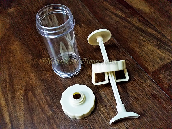 กระบอกกดครีมพลาสติก