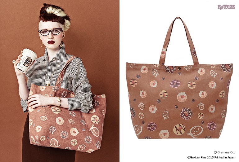 Q-pot. Seasonal LOOK BOOK ～COFFEE & DOUGHNUTS กระเป๋าผ้าใบใหญ่ มีกระดุมกลาง มีช่องใส่ของด้านใน