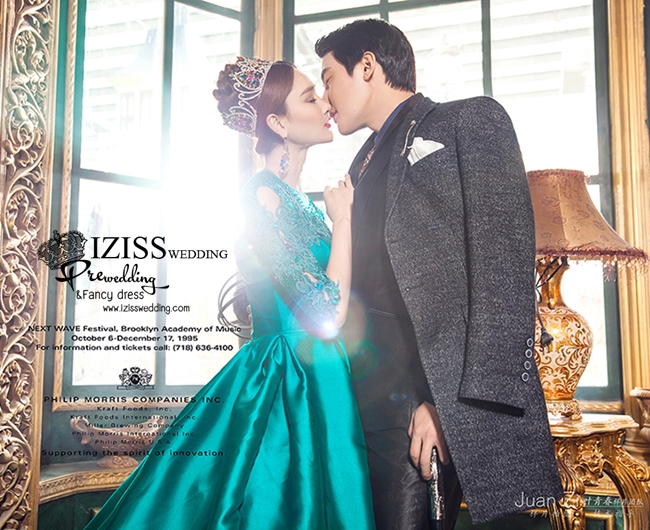 PW335- **พร้อมส่ง 12 พ.ย.ค่ะ** ชุดคู่ถ่ายพรีเวดดิ้ง (prewedding dress) & ชุดแต่งงานแฟนซี (Fancy wedding dress)ชายหญิง "ธีมสีเขียวเข้ม"