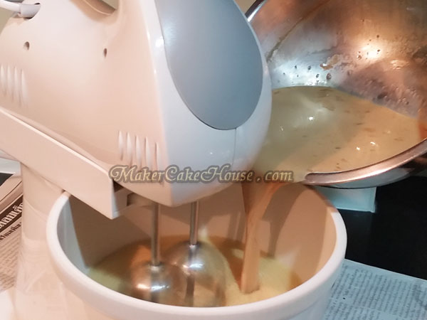 ขั้นตอนการทำไอศครีมโฮมเมดกาแฟอัลมอนต์ 8