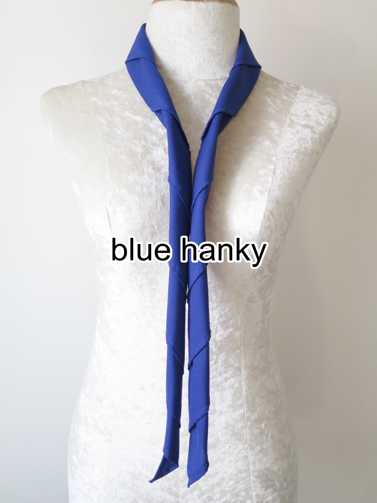 30ผืน สีน้ำเงิน สามเหลี่ยม120ซม ลูกเสือ