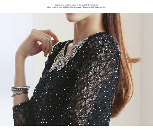 ***หมดค่ะ*** เสื้อผ้าลูกไม้สีดำ ตกแต่งปกเสื้อด้วยลูกปัดสีเงิน แขนยาวมีซับในสวยเหมือนแบบค่ะ