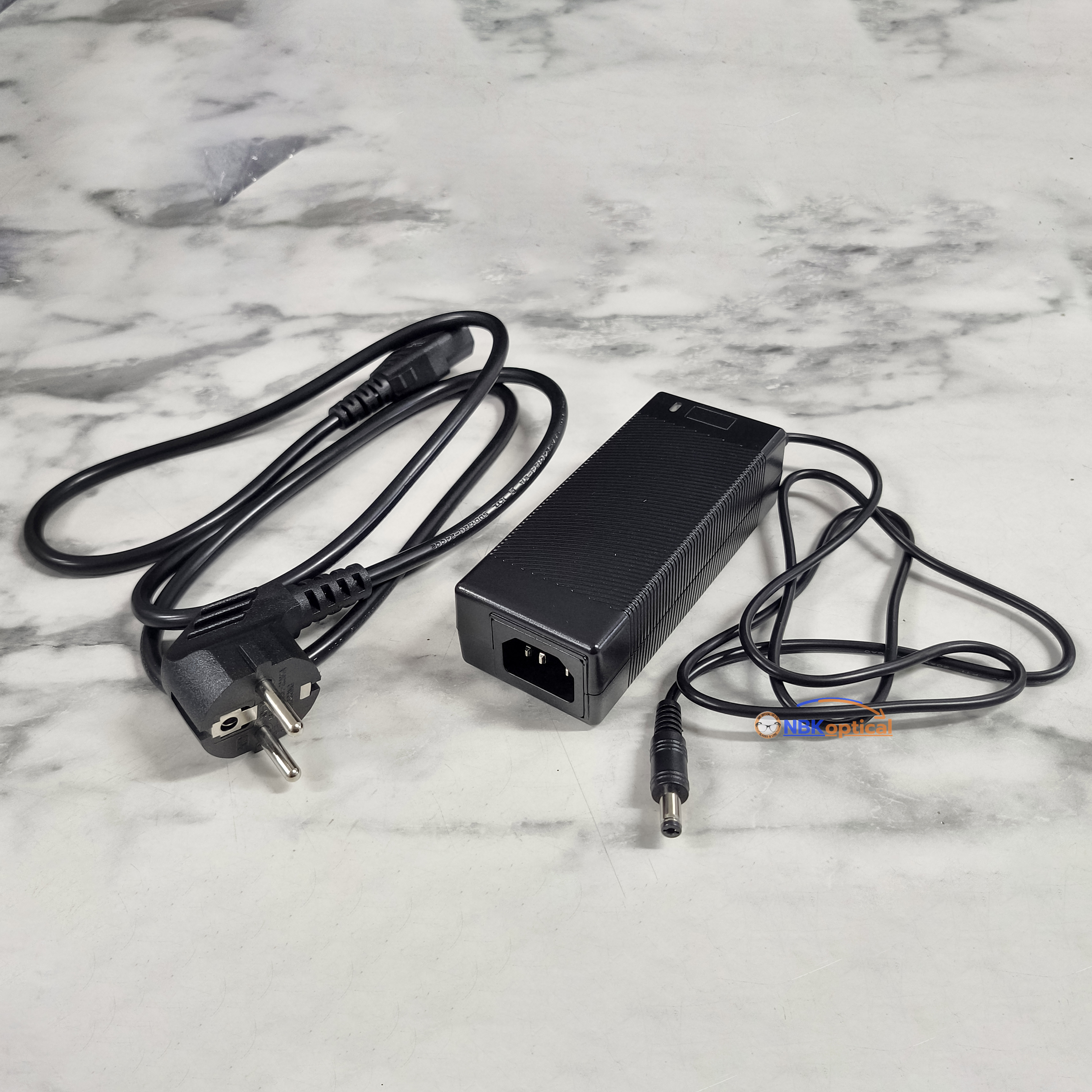 จอ LED Visual Auto Charts 19” จอวัดสายตาระบบดิจิตอล (เวอร์ชั่น2)