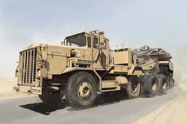 1/35 M911 C-HET and M747 Heavy Equipment Semi-Trailer