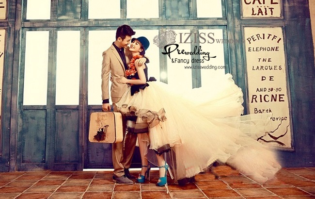 **พรีออเดอร์**รหัส PW060 ชุดถ่ายพรีเว็ดดิ้ง (pre wedding dress) ชุดแฟนตาซีชายหญิง "ธีมสีน้ำตาล-ดำ"