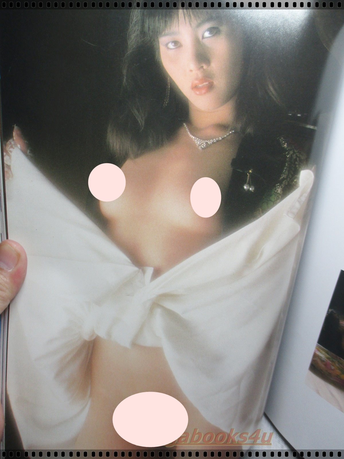 นิตยสารPENTHOUSE HONG KONK SEP1988 นางแบบถ่ายภาพโดย สุนทร