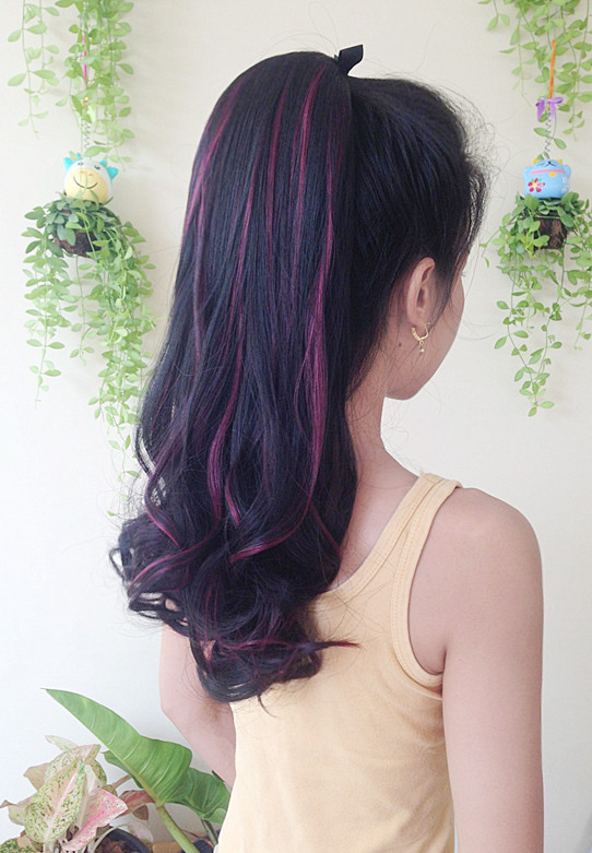 K308 หางม้า เเบบผูก ไฮไลท์สีไวน์เเดง ทรงผมสวยดูเป็นธรรมชาติคะ