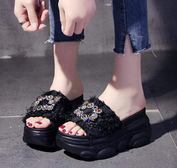 รองเท้าส้นเตารีดสวมน่ารักๆสีชมพู/ขาว/ดำ/เขียว ไซต์ 34-39