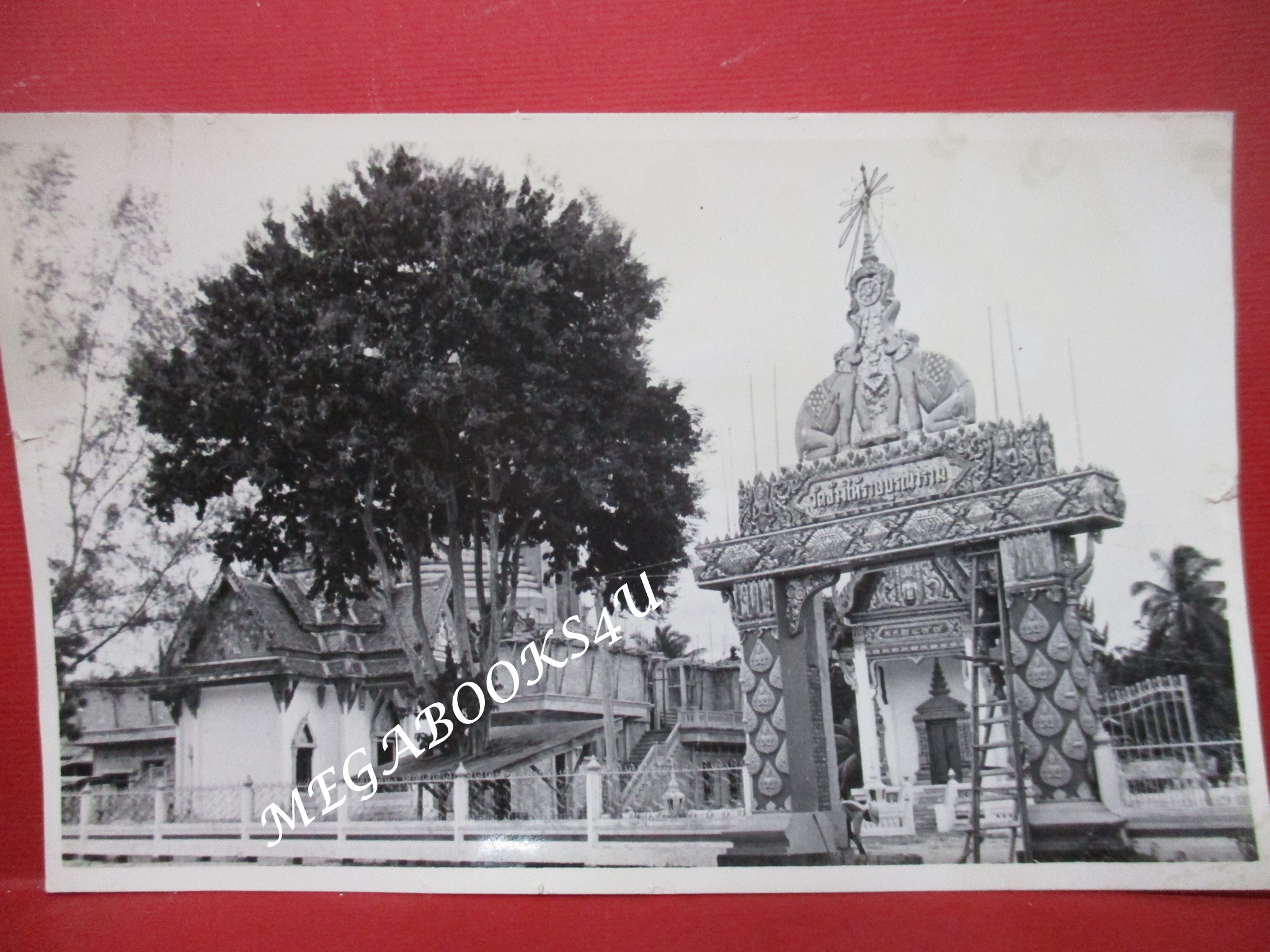 ภาพถ่ายขาวดำ วัดช้างให้ราษฎร์บูรณาราม หลวงพ่อทวด ขนาด 3.5 * 5.5 นิ้ว