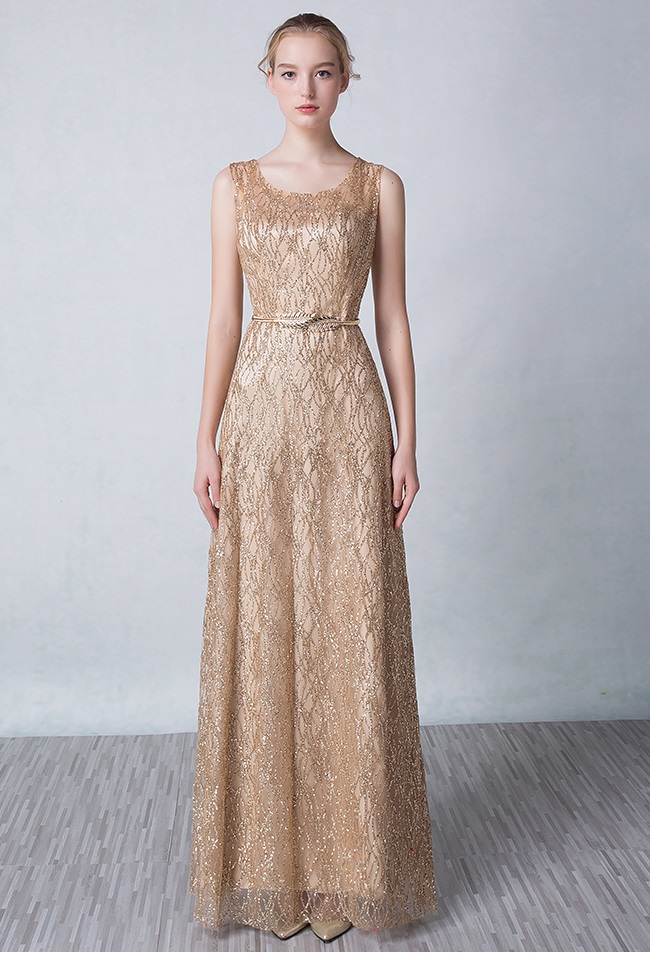 **พร้อมส่ง**เดรสยาวสไตล์เกาหลีสีทอง ผ้าทอลายนูนระยิบระยับ แขนกุด เข้ารูปช่วงเอวพร้อมเข็มขัดรูปใบไม้ สวยหรูหราไฮโซมากๆ ติดซิปด้านหลัง มีซับในเรียบร้อย คุณภาพดีมากๆค่ะ