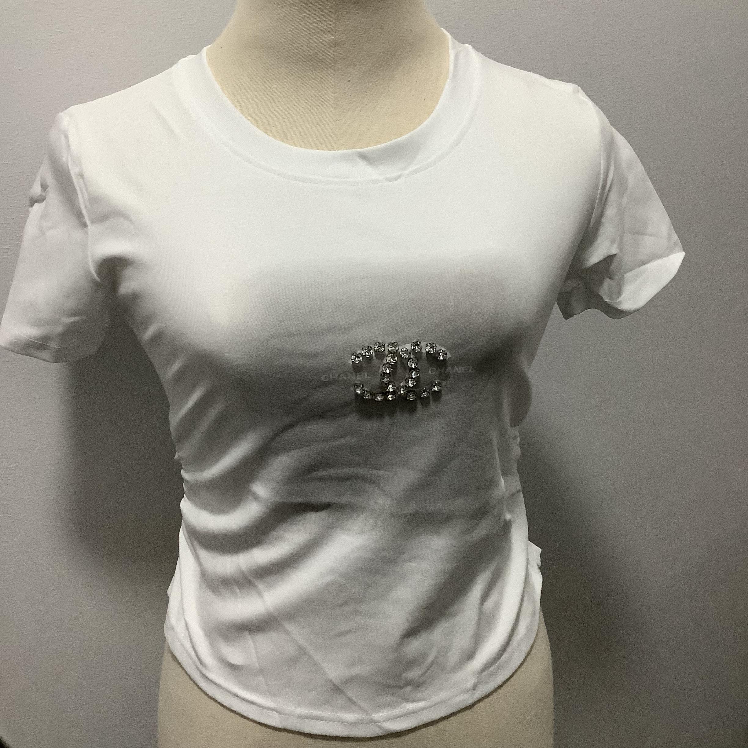 👕เสื้อยืดแฟชั่น สไตล์ครอปตัวสั้น 💎ปักลายแต่งเพชร 👕💎สีขาว ⚪