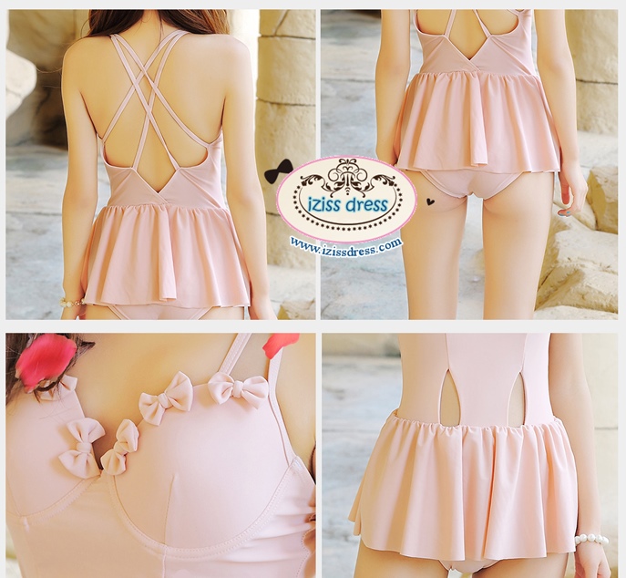 ***ด่วน!!!พร้อมส่งมีจำนวนจำกัด***บิกินี่ชุดว่ายน้ำวันพีซ one-piece สีส้มเบจ แต่งช่วงอกด้วยโบว์เล็กๆ น่ารัก เล่นดีเทล sexy เล็กๆ เว้าช่วงเอวทั้ง 2 ข้าง โชว์แผ่นหลัง ด้วยสายบราคู่สลับไขว้กัน ช่วงกระโปรงแต่งระบาย สดใสน่ารักรับลมทะเล สวยเหมือนแบบค่ะ