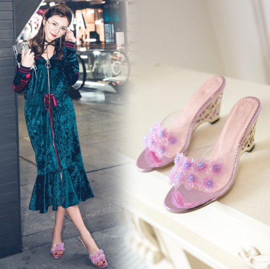 รองเท้าส้นเตารีดแบบสวม ไซต์ 34-39 สีขาว/ม่วง/ชมพู