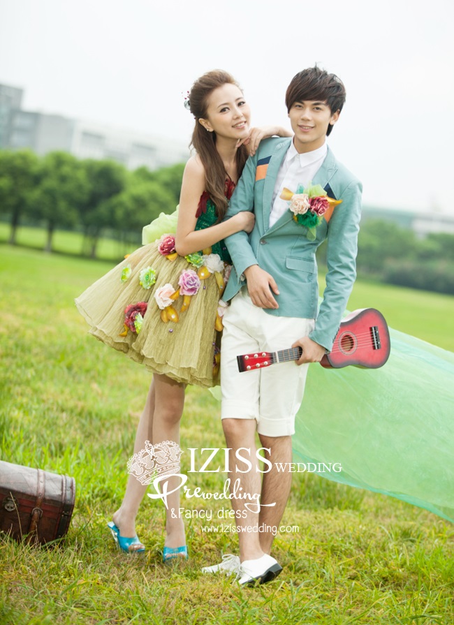 **พร้อมส่งเฉพาะชุดผู้หญิง**ชุดถ่ายพรีเว็ดดิ้ง (pre wedding dress) ชุดแฟนตาซีชายหญิง "ธีมสีเขียว"