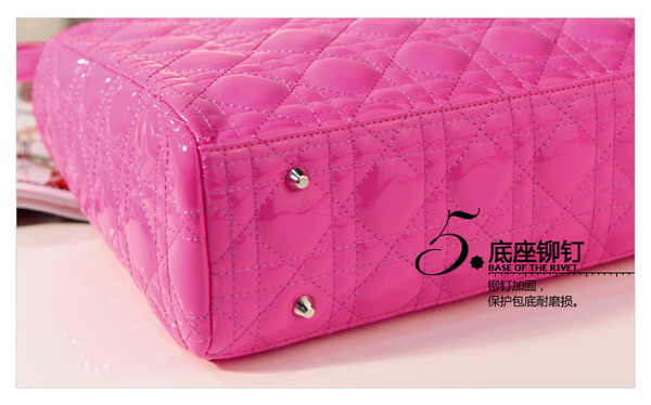 **Pre-order** กระเป๋า axixi แท้ มี 3 สี คือ สีชมพู น้ำเงิน เหลือง