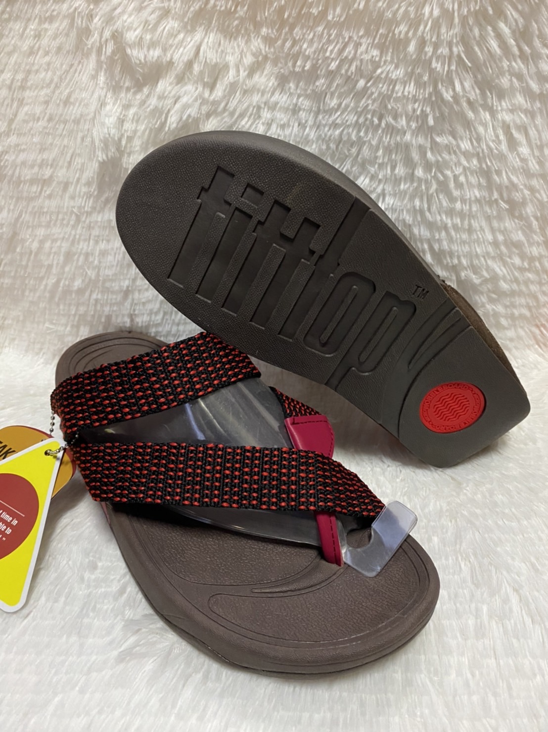 รองเท้าแตะแบบหนีบใส่ได้ทั้งชายและหญิงใหม่