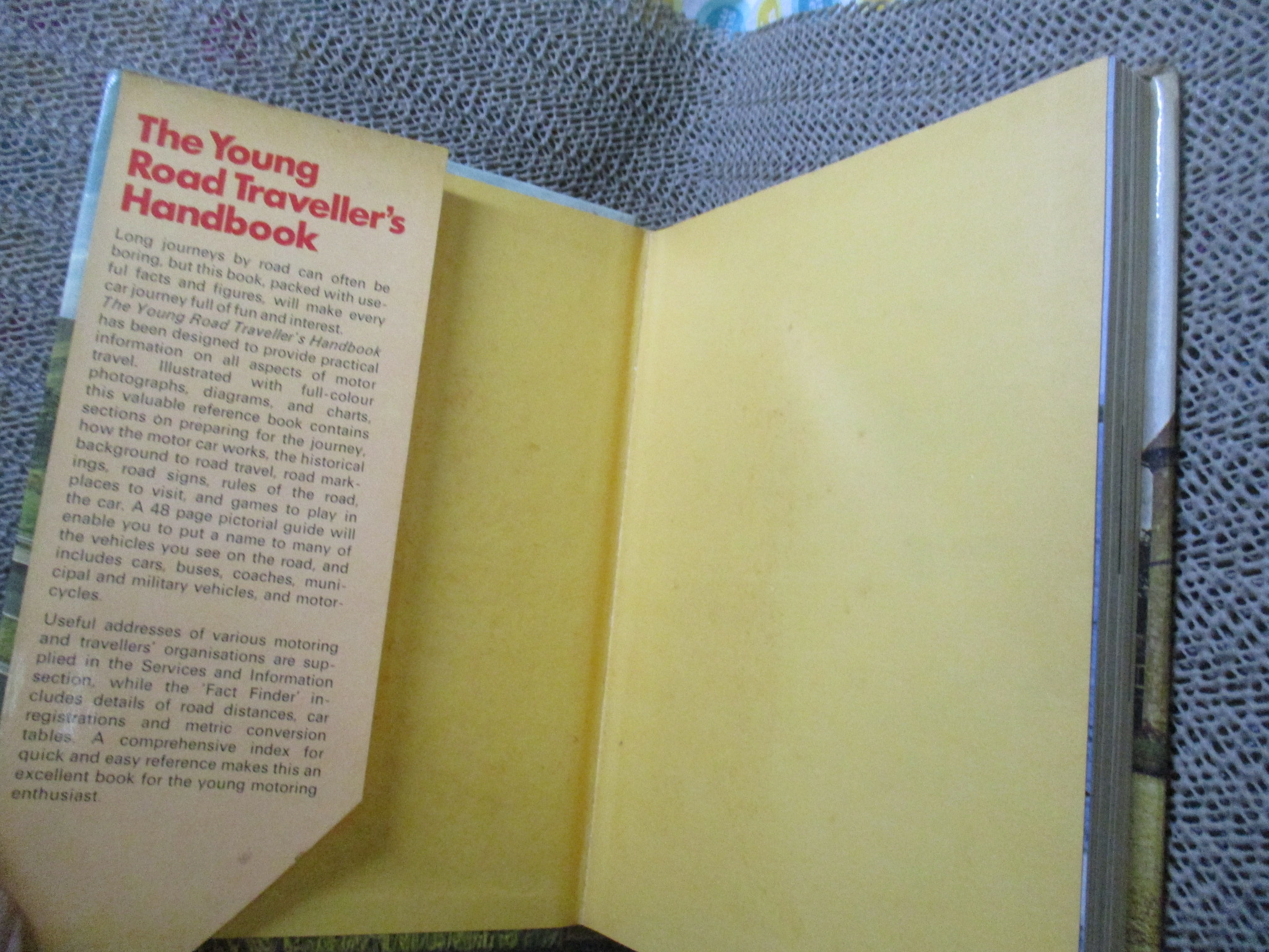 The Young Road Traveller's Handbook by Eldin Peter (Hardcover) / HAMLYN