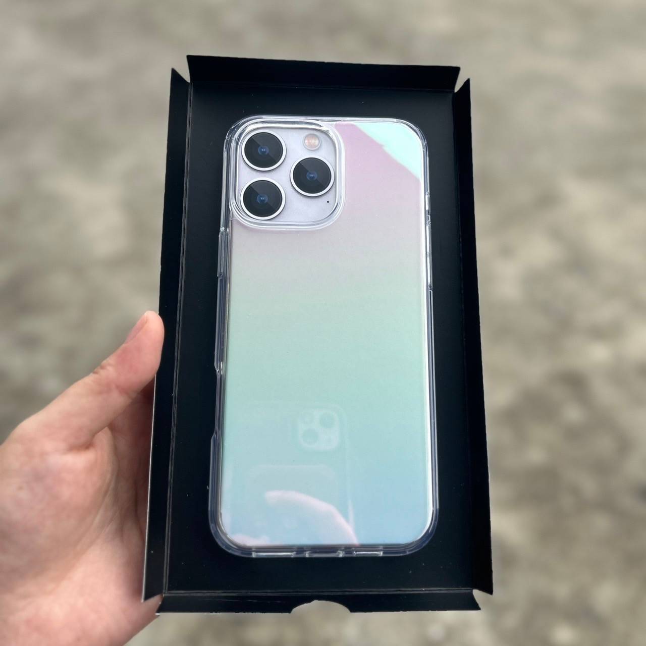 HiShield Holographic Shield Case เคสสีรุ่ง โฮโลแกรมไล่สี เคสกันกระแทก ใช้สำหรับ iPhone 16 Pro Max 16 Plus ใบกำกับภาษี