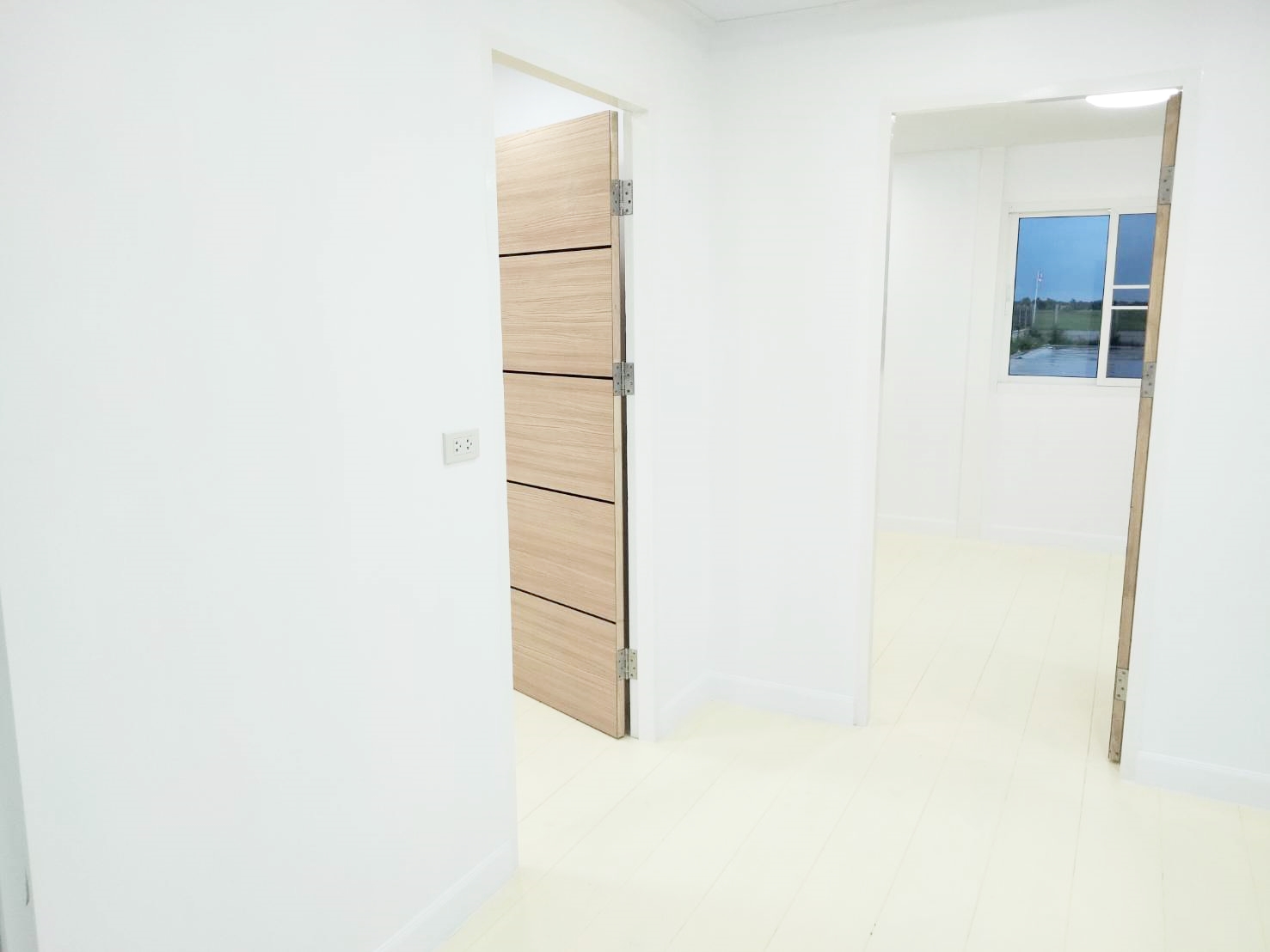 บ้านน็อคดาวน์ ขนาด 9 * 8 เมตร ในตัวบ้าน ขนาด 6*6 เมตร ราคา 550000 บาท