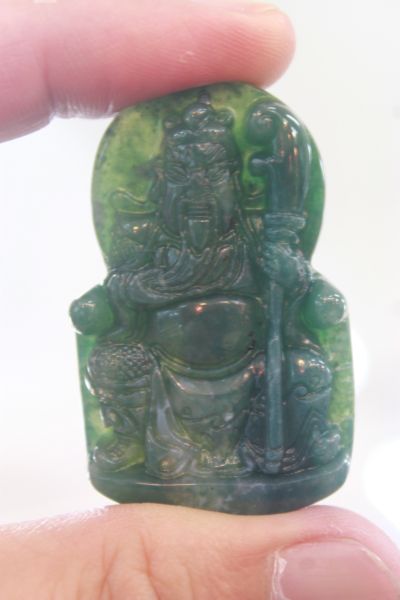 มอสอาเกตเทพเจ้ากวนอู (Guan Yu Moss Agate)