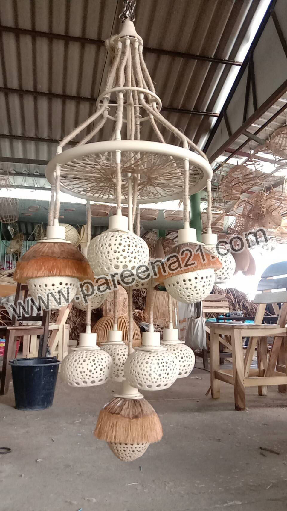 โคมไฟแชนเดอเรียกะลามะพร้าว สไตล์รีสอร์ท 1