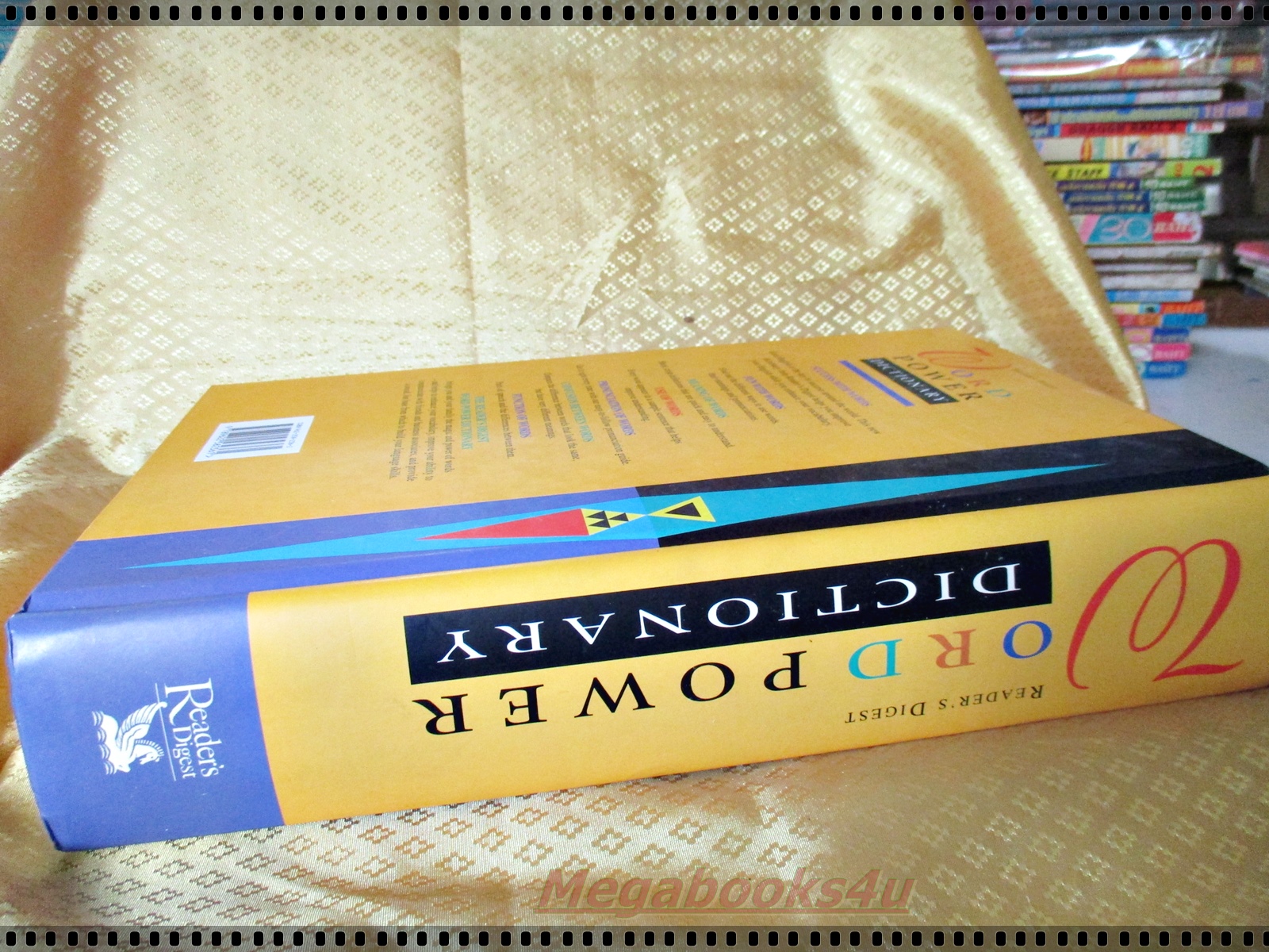 WORD POWER DICTIONARY IMPROVE YOUR ENGLISH โดย รีดเดอร์ส ไดเจสท์