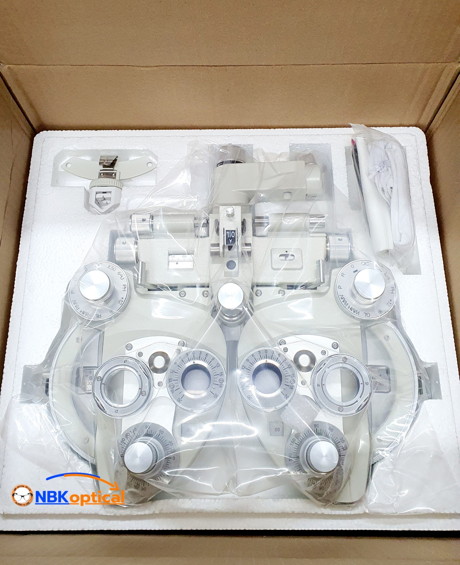 โฟรล็อปเตอร์ ST-100 สีขาว