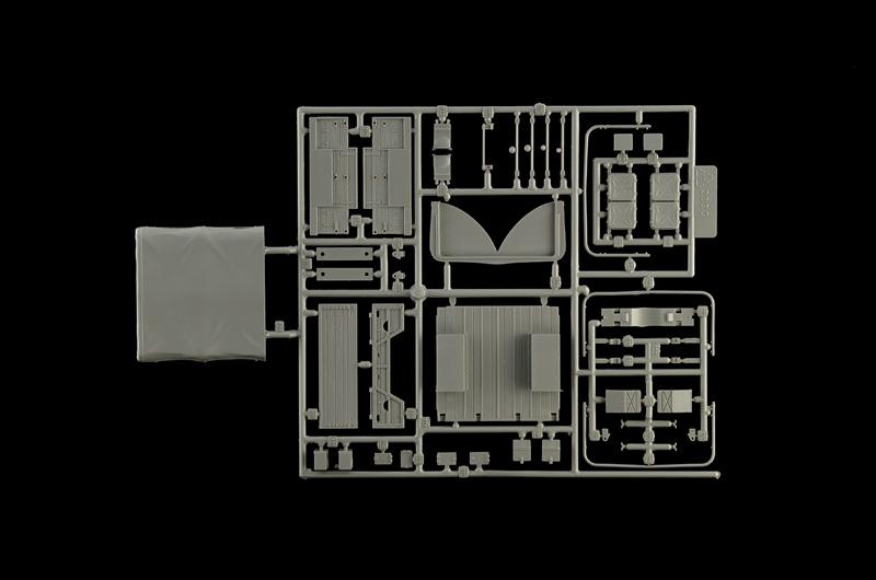 1/35 15 CWT truck with Breda 20/65