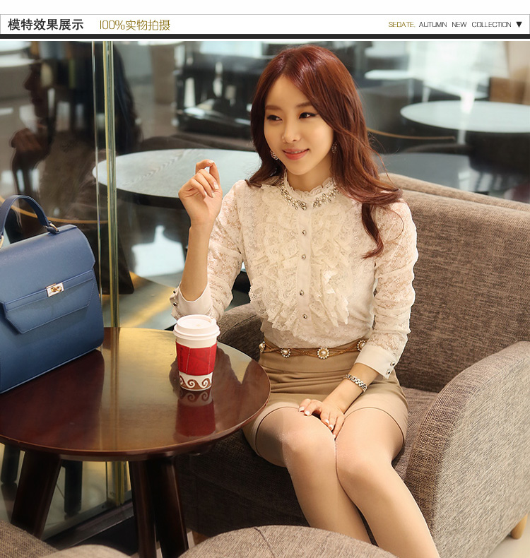 ***หมดค่ะ***เสื้อแฟชั่นผ้าลูกไม้เกาหลีแขนยาวสีขาว มีระบายรอบคอและหน้าอกมีซับใน เหมือนแบบค่ะ