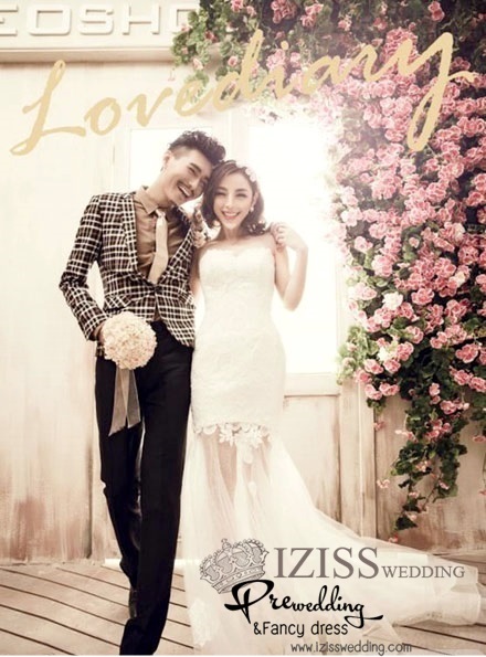 **พรีออเดอร์** PW082 ชุดถ่ายพรีเว็ดดิ้ง (pre wedding dress) ชุดแต่งงานชายหญิง "ธีมสีขาว"