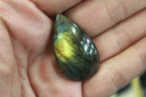 ลาบาโดไลท์ ( Labradorite )