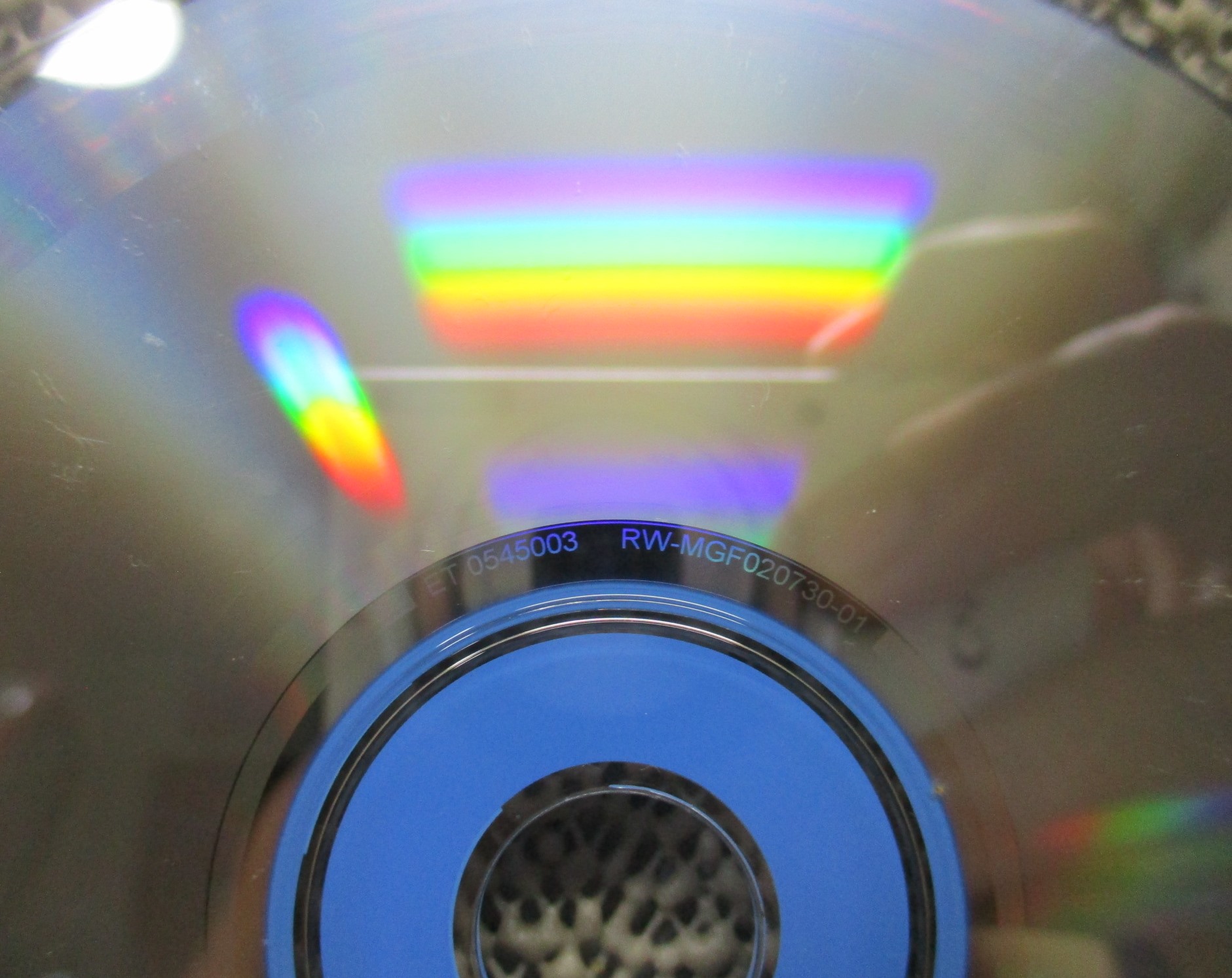 ซีดีเพลงไทยสากล ศิรศักดิ์ อิทธิพลพาณิชย์ อัลบั้ม ก้าวที่สาม // ปกสวย แผ่นสวย มีรอยนิดเดียว