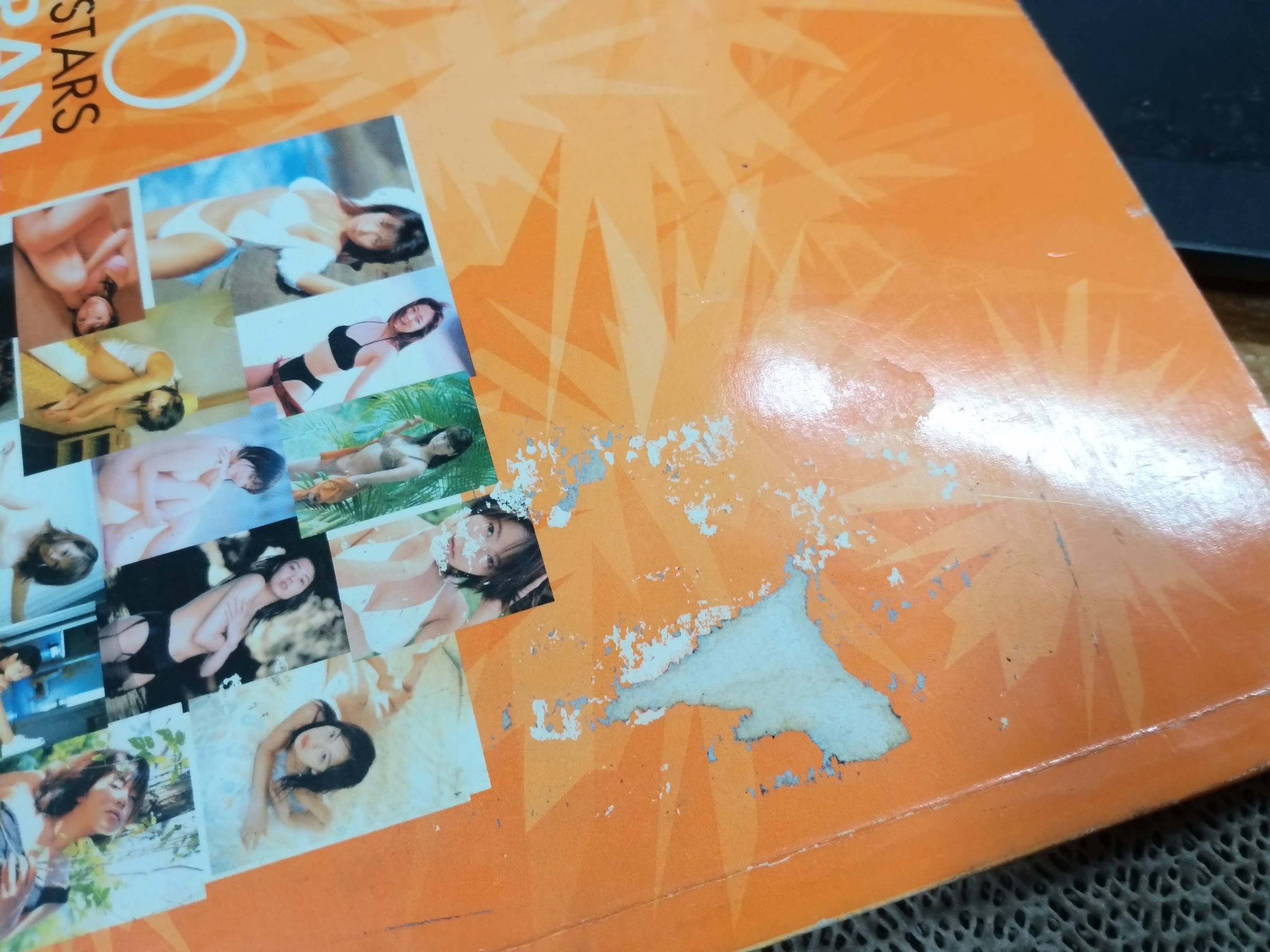 100 sexy stars japan นางแบบชุดว่ายน้ำ / ตำหนิ ปกหลังมีรอยถลอก เปิดได้ตามปกติ