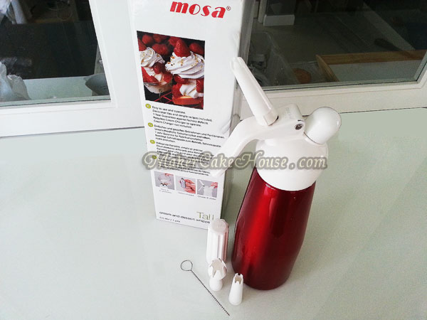 กระบอกทำวิปปิ้งครีม Mosa