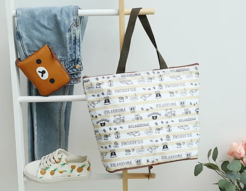 Rilakkuma กระเป๋าผ้าพับKawaii สะพายไหล่น่ารัก มาพร้อมฉนวนหุ้มเก็บความเย็น สำหรับใส่อาหารกลางวันและช้อปปิ้ง