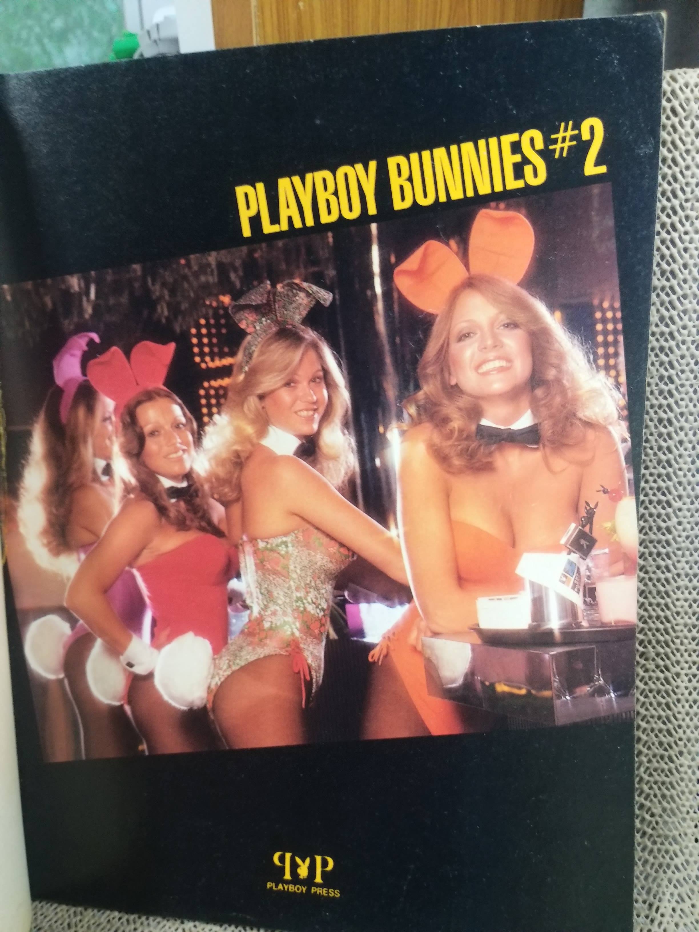 PLAYBOY BUNNIES 2 1979 สภาพดี ปกหลังมีรอยถลอกจากกระดาษติด