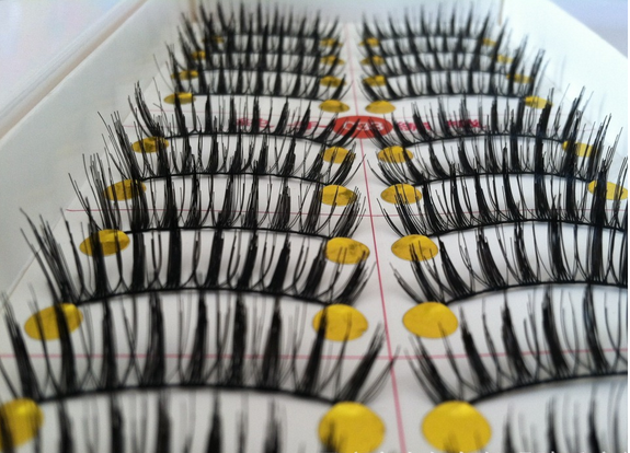 V-033 ขนตา(ราคาส่ง) ขั้นต่ำ 15 เเพ็ค คละเเบบได้