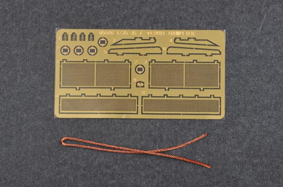 1/35 Soviet JS-7 Heavy Tank