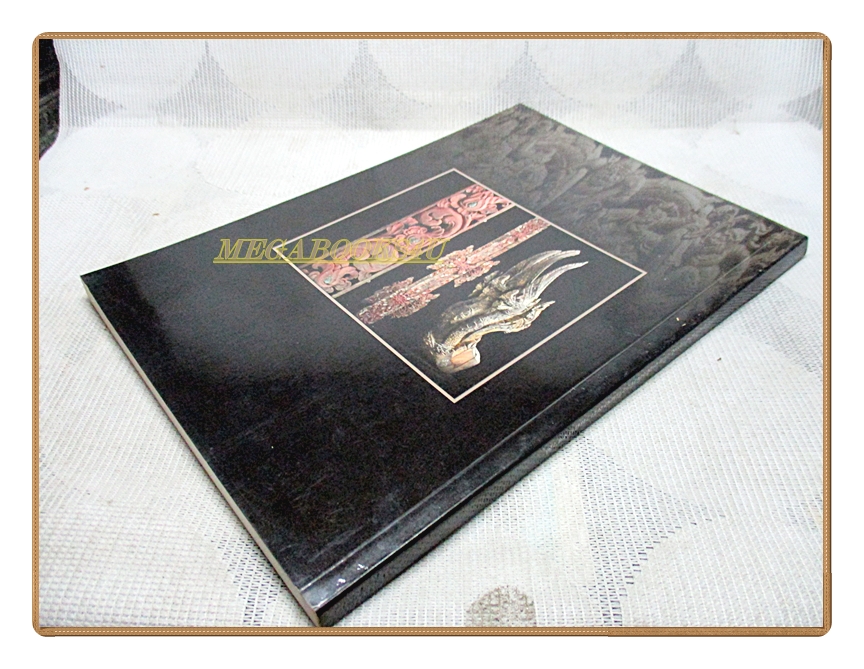 เครื่องไม้จำหลักในคลังพิพิธภัณฑสถานแห่งชาติ โดยกรมศิลปากร