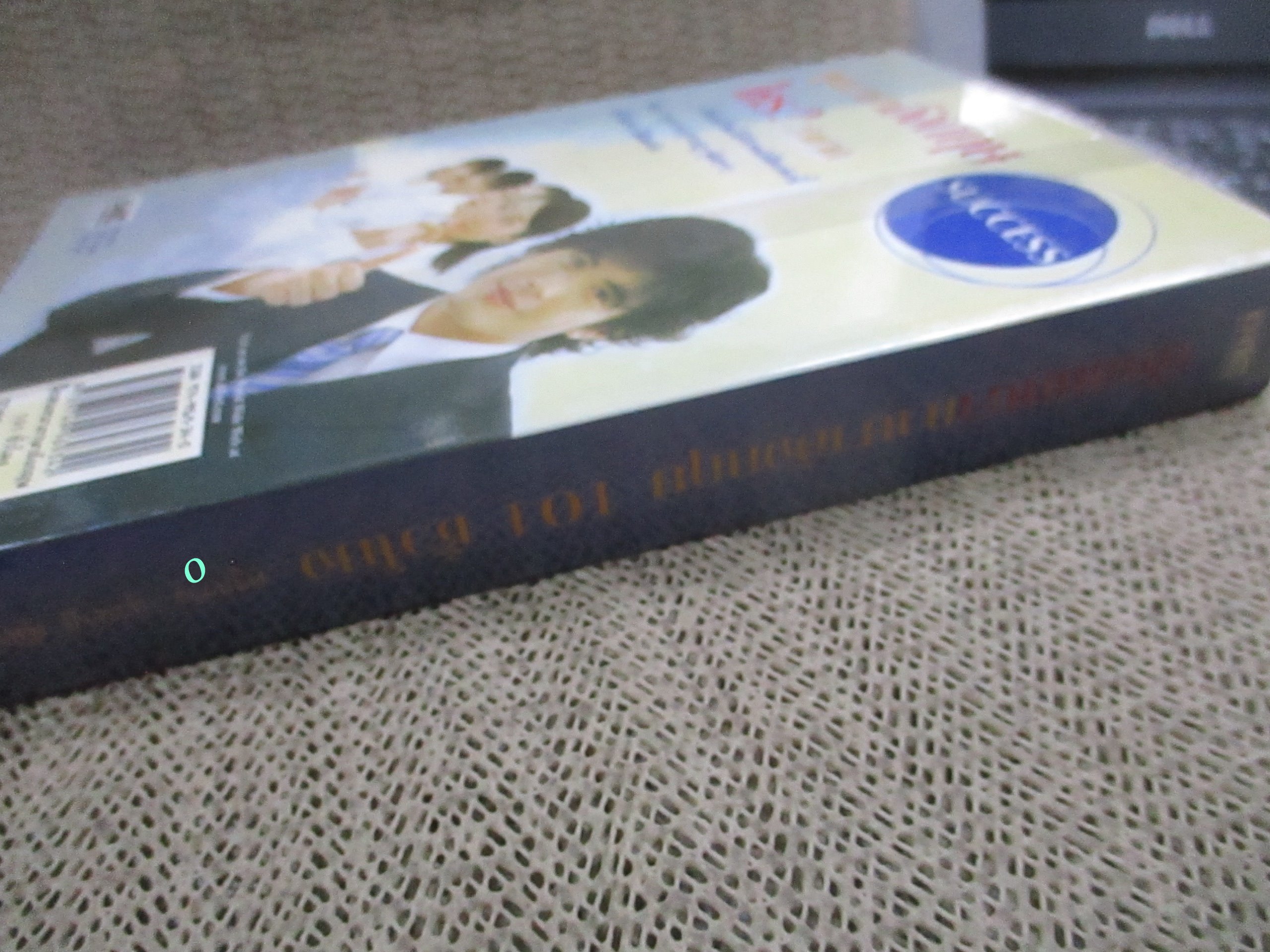 ฝึกสนทนาภาษาอังกฤษ 101 ชั่วโมง ผู้เขียน ครูกวาง ยุวนาฏ คุ้มขาว