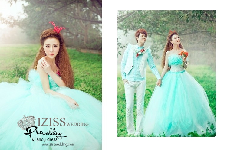 PW103 - Pre order ชุดคู่ถ่ายพรีเวดดิ้ง (prewedding dress) & ชุดแต่งงานแฟนซี (Fancy wedding dress)ชายหญิง "ธีมสีเขียว-ขาว"