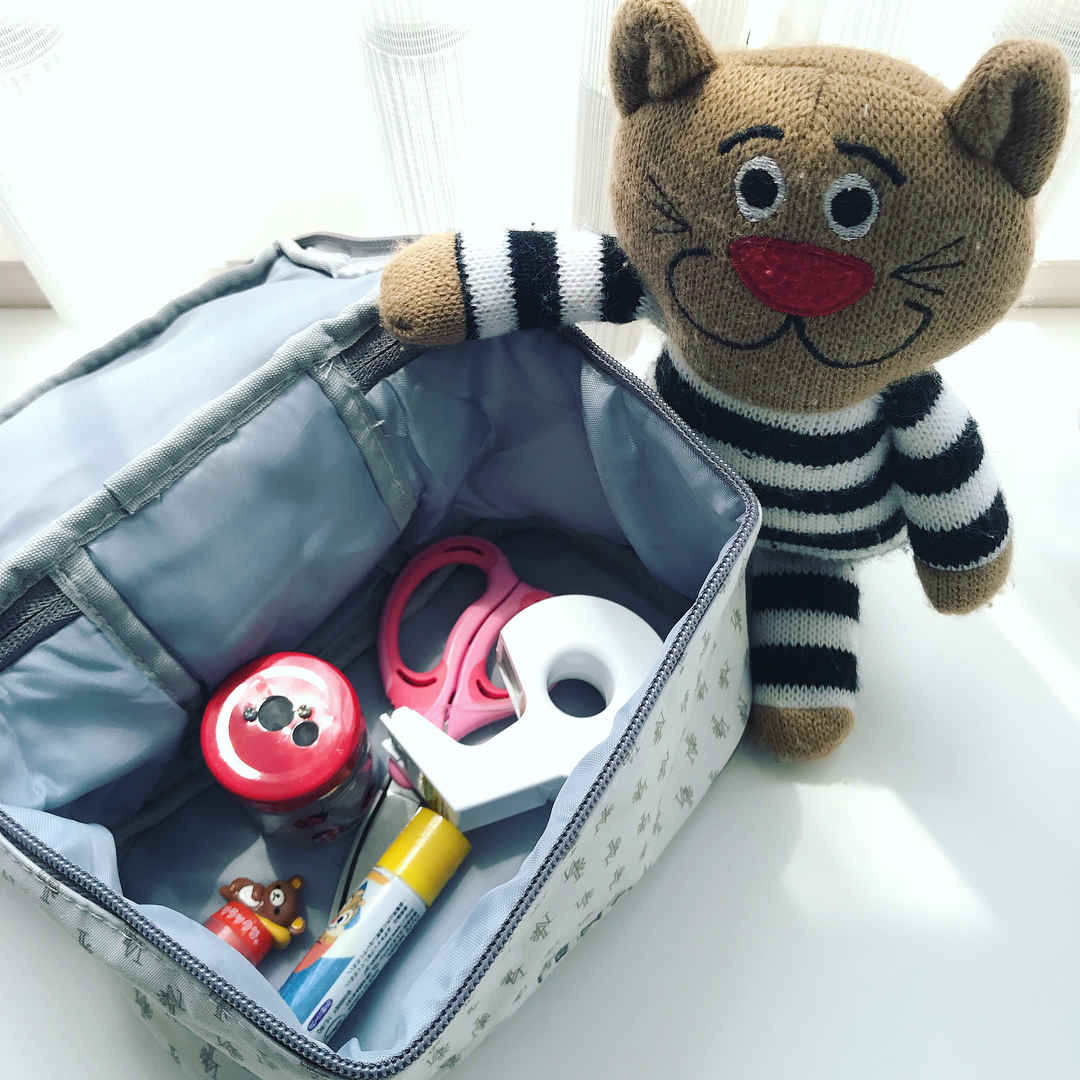 ❌เลิกจำหน่าย❌ (มีกล่อง) IENA กระเป๋าใส่เครื่องสำอาง 2 ชั้น สามารถเก็บเครื่องสำอางที่คุณใช้ทุกวัน