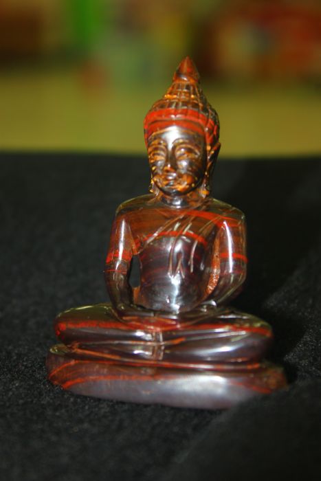 พระพุทธรูปบูชาปางสมาธิหินไทเกอร์ไอออน (Tiger Iron)
