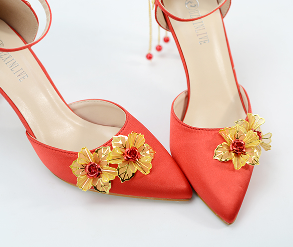 รองเท้าเจ้าสาวสีแดงปลายแหลม ไซต์ 34-38