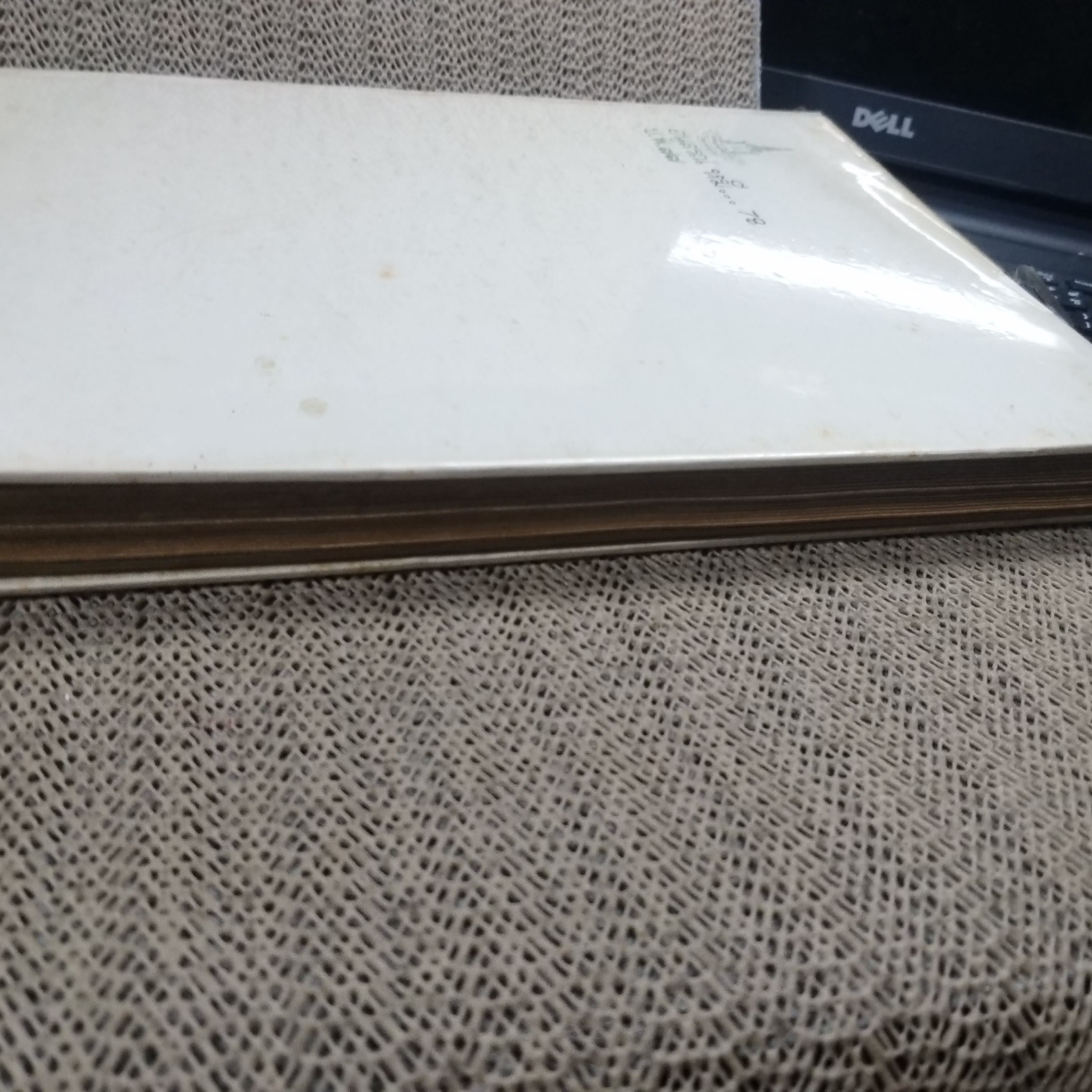 หนังสือรุ่น โรงเรียนปานะพันธ์ุวิทยา อนุสรณ์ หมี...78 ป.พ.77 / ประมาณ10แผ่นแรก จะมีรอยขาดตามรูป