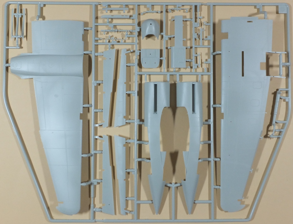 1/32 Heinkel He 219 A-7 "UHU"