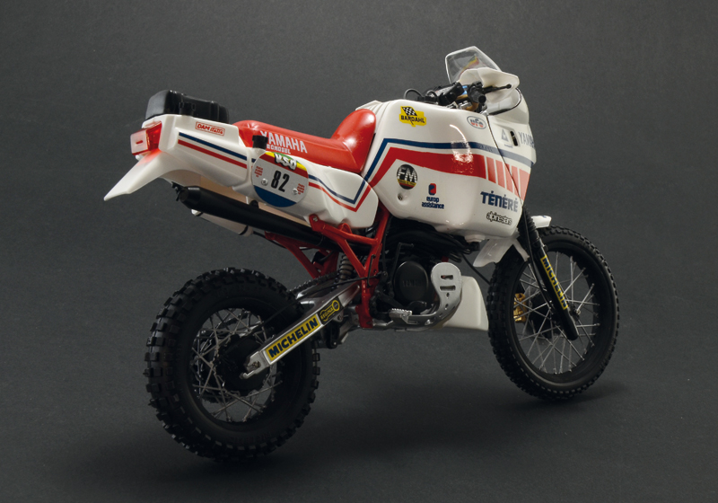 1/9 YAMAHA Ténéré 660cc Paris Dakar 1986